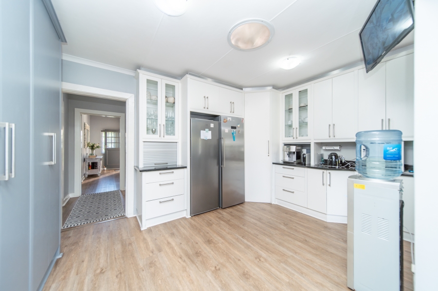 5 Bedroom Property for Sale in Selborne Eastern Cape